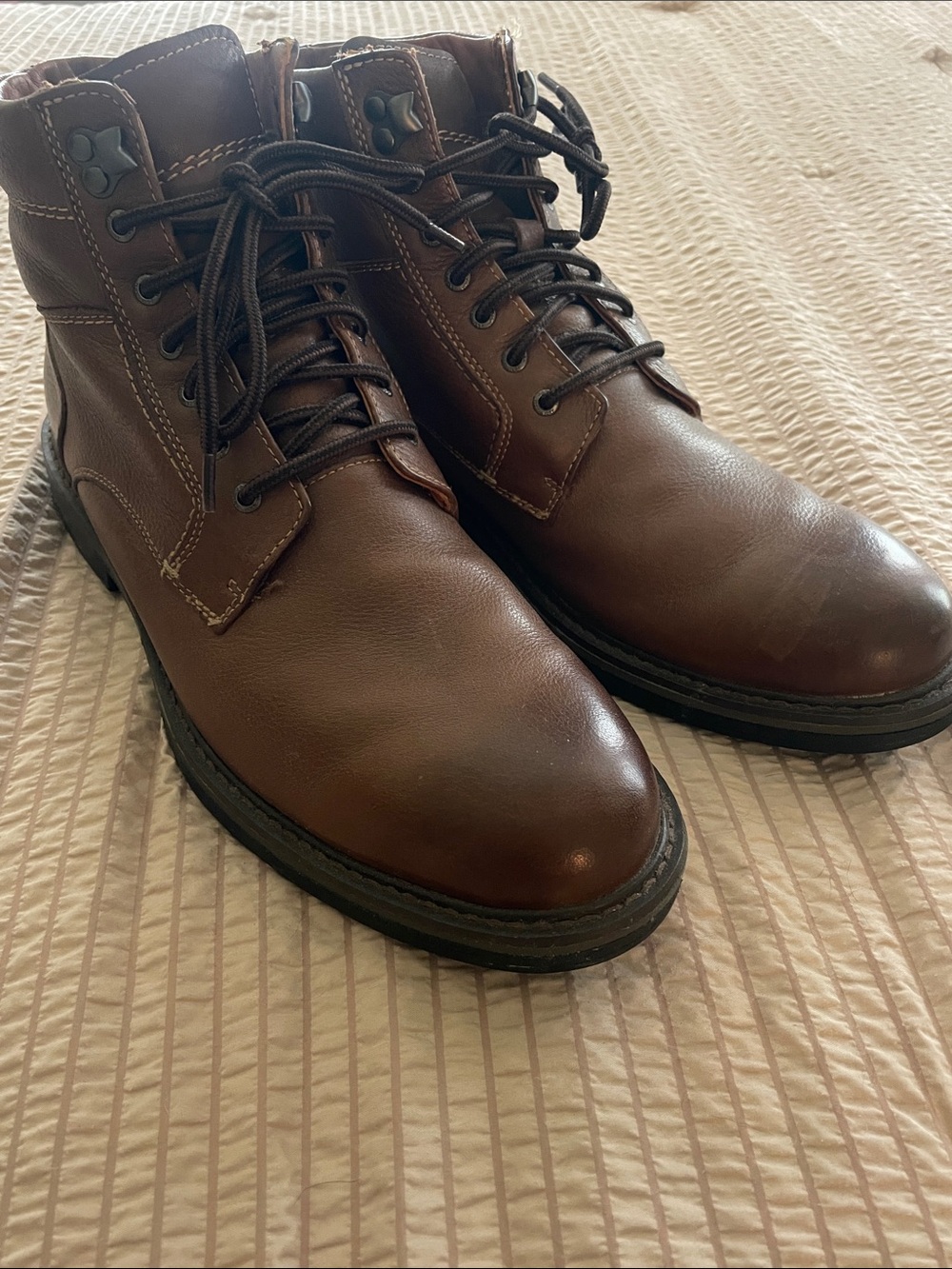 Johnson & Murphy Men's Brown Leather Lace-Up Boots Worn once 11.5
